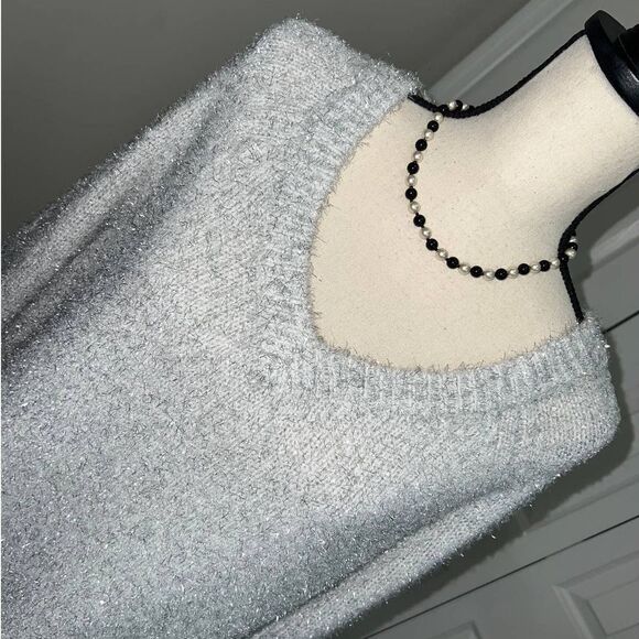 Lou & Grey V-neck Metallic Sweater - M - Picture 2 of 8
